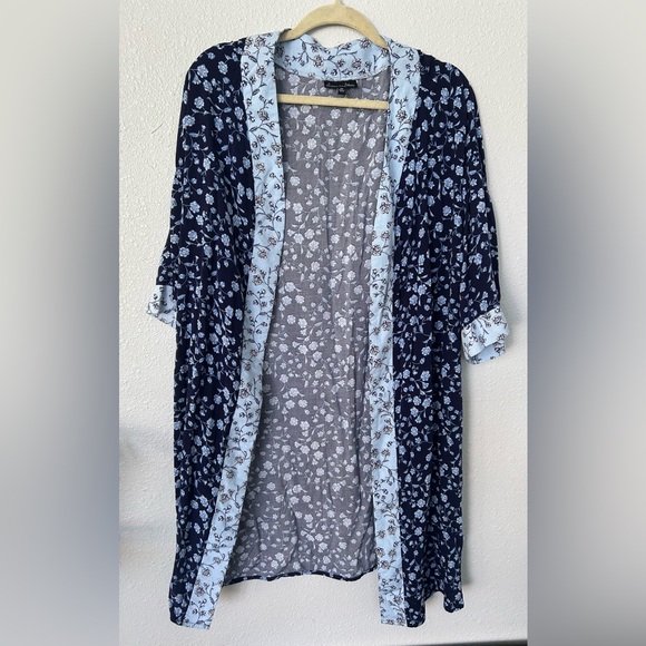 Blue Floral 100% Rayon Robe - Picture 1 of 1